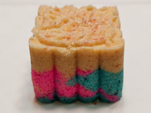 Load image into Gallery viewer, Cleopatra&#39;s Sand &amp; Sea Bath Bomb (2.5 oz)