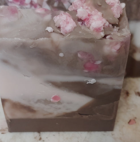 PEPPERMINT MOCHA SHEA BUTTER SOAP